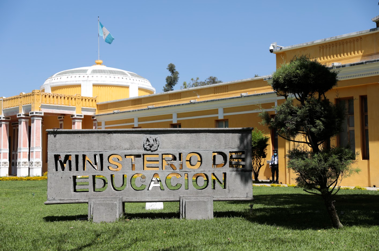 El Mineduc transfirió recursos para mejorar escuelas.png